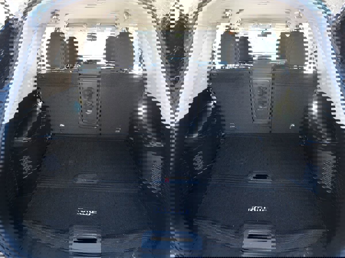 Used 2018 Nissan Rogue S image 29