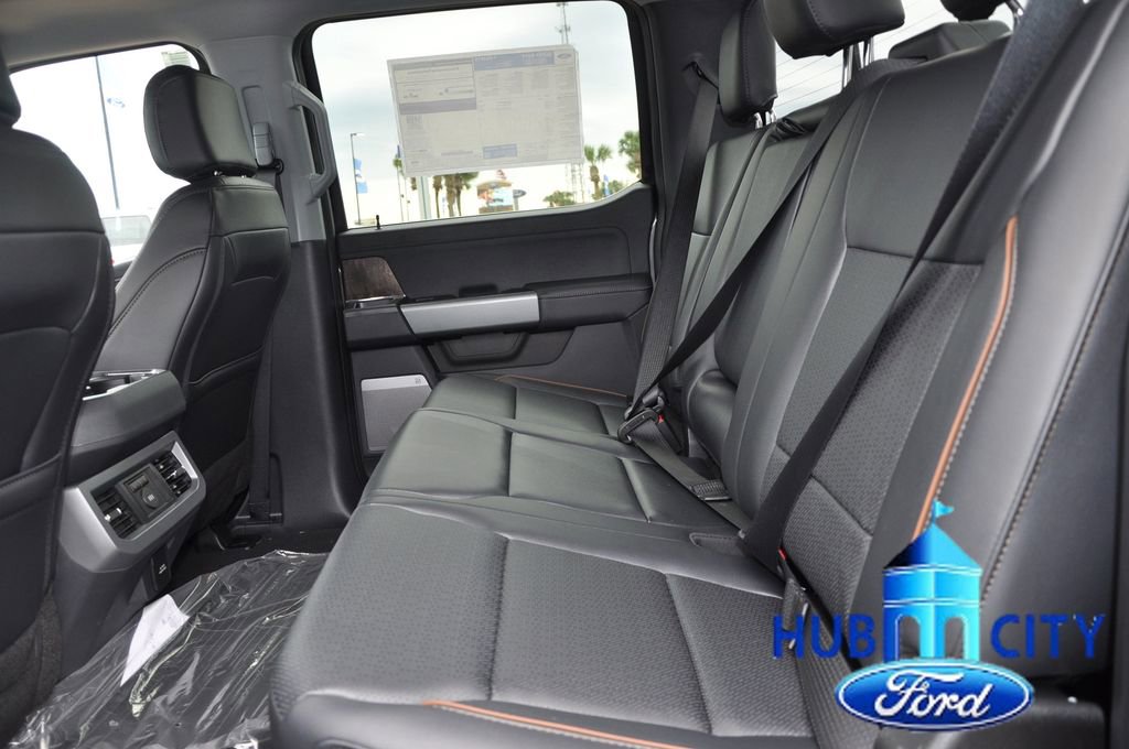 New 2026 Ford F250 Lariat w/ Lariat Premium Package image 11