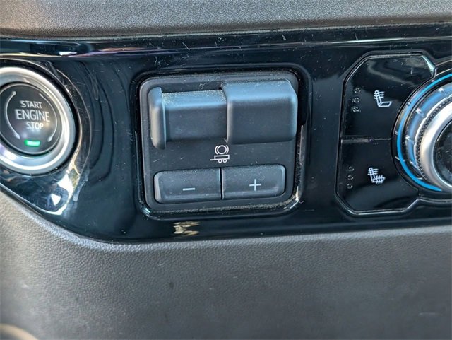 Used 2024 GMC Sierra 1500 SLE image 28