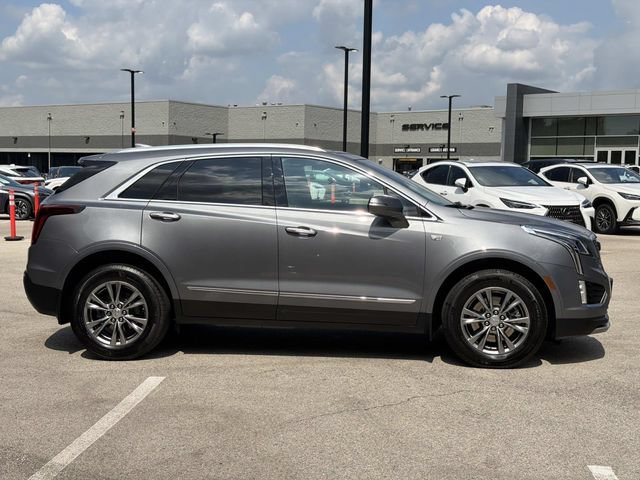Used 2022 Cadillac XT5 Premium Luxury w/ LPO, Floor Liner Package AWD/4WD image 4