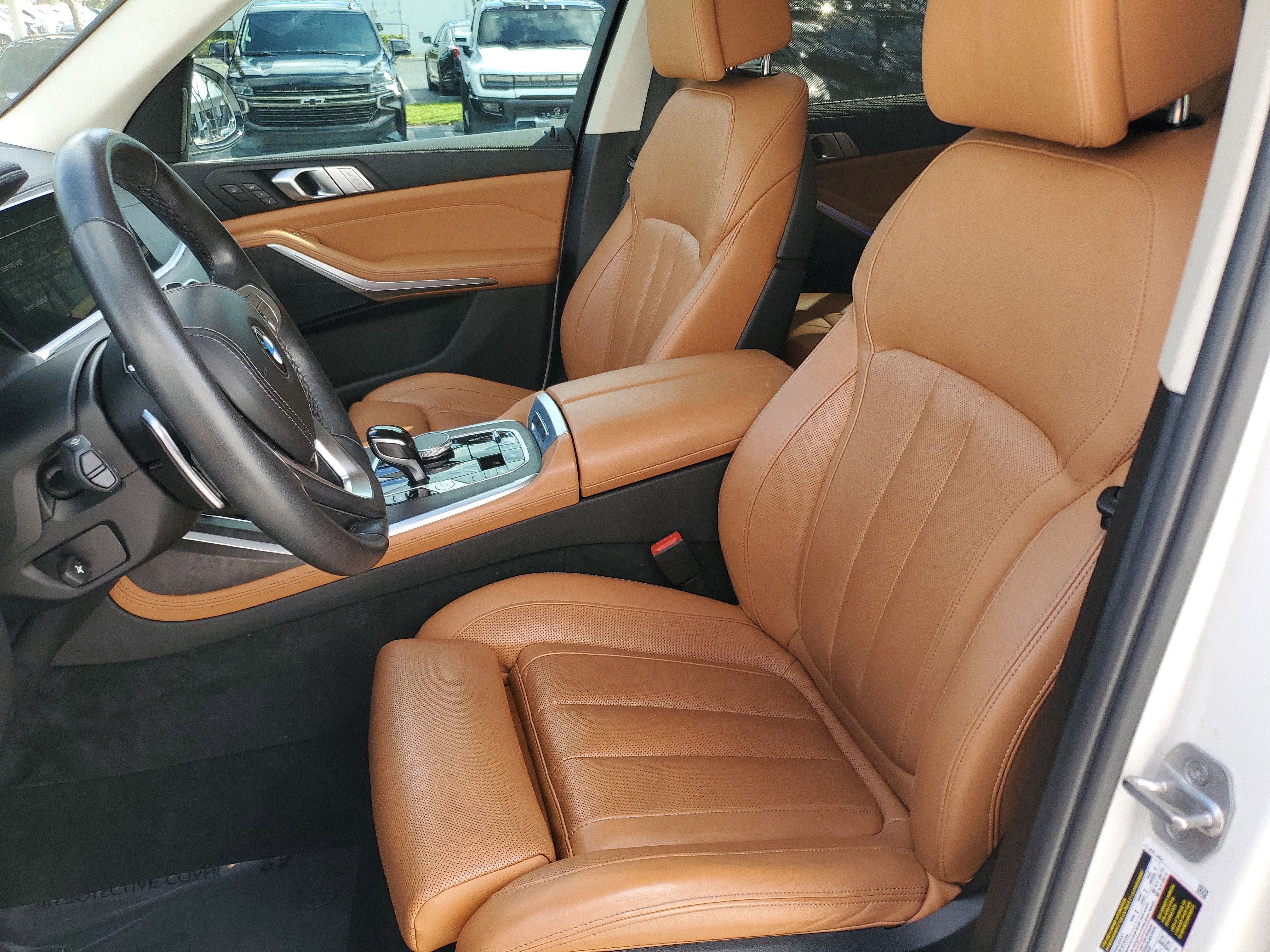 Used 2022 BMW X7 xDrive40i w/ Premium Package image 19