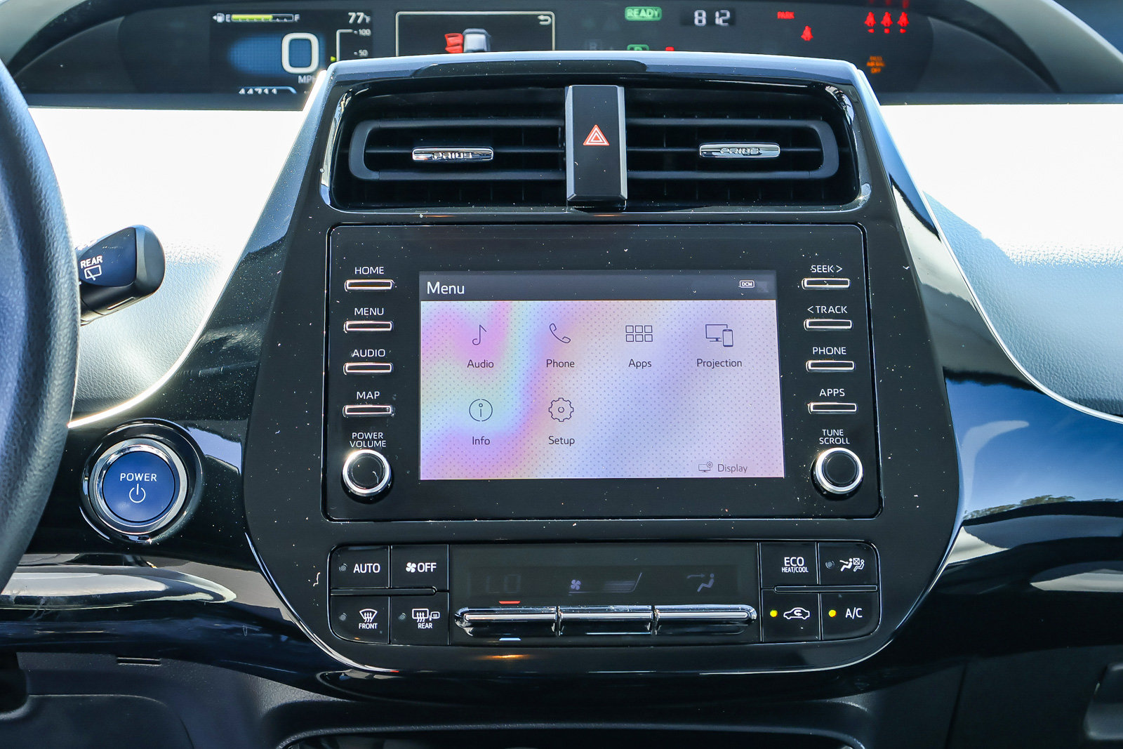 Used 2020 Toyota Prius LE FWD image 7