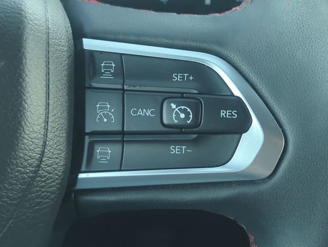 Used 2023 Jeep Compass Trailhawk image 14