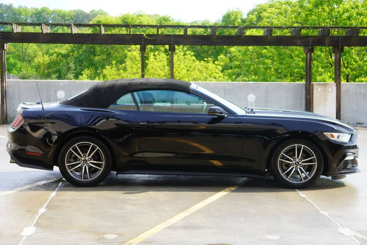 Used 2015 Ford Mustang Premium RWD image 24