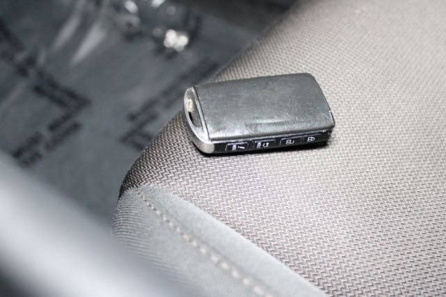 Used 2021 MAZDA MAZDA3 s FWD image 13