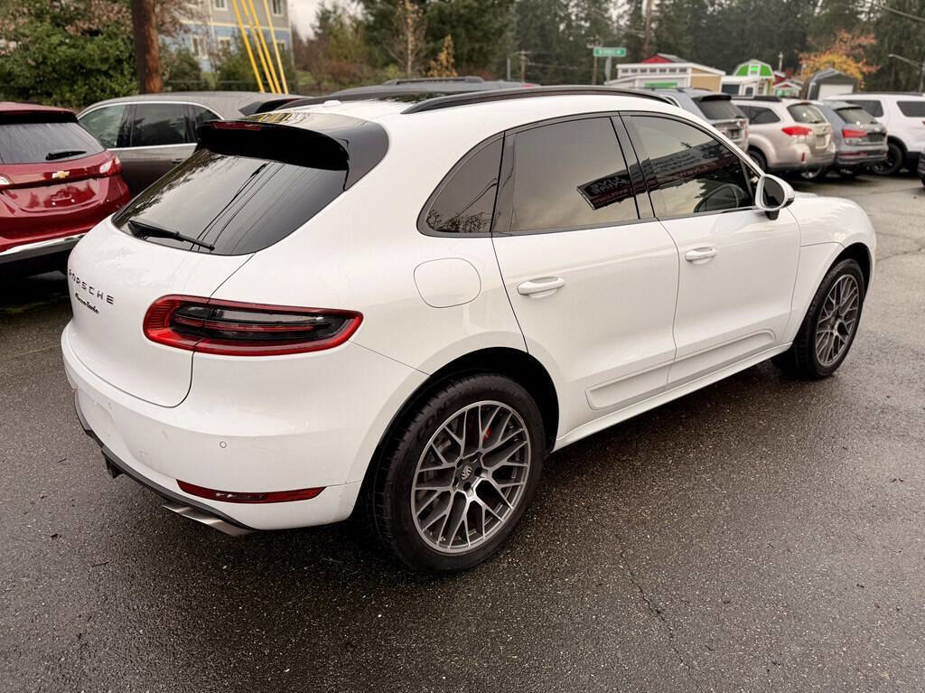 Used 2016 Porsche Macan Turbo AWD/4WD image 6