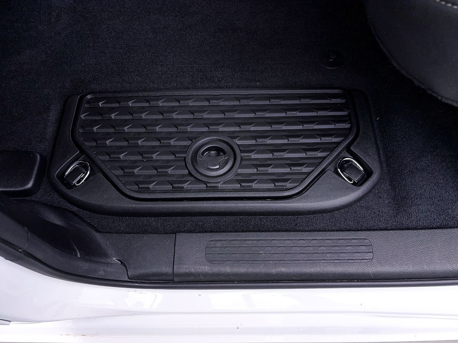 Used 2025 RAM 1500 Warlock AWD/4WD image 35