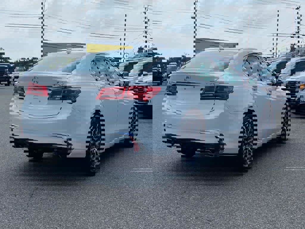 Used 2018 Acura TLX V6 image 5