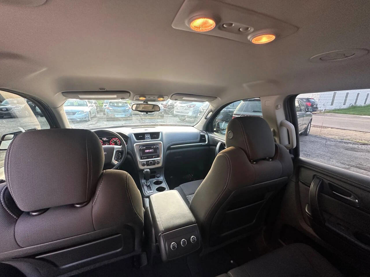 Used 2014 GMC Acadia SLE image 13