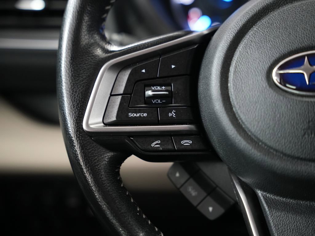 Used 2022 Subaru Ascent Limited image 11