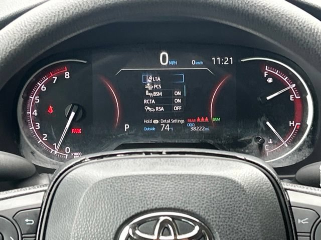 Used 2025 Toyota RAV4 XLE AWD/4WD image 59