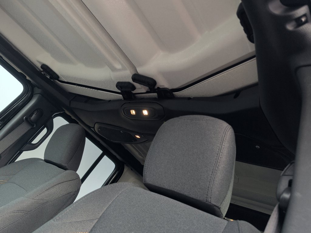 Used 2024 Jeep Wrangler Unlimited AWD/4WD image 14