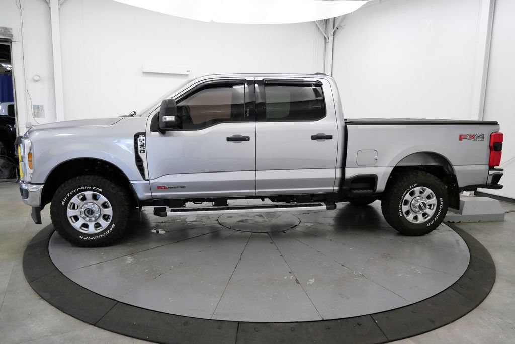 Used 2024 Ford F350 XLT w/ 360-Degree Camera Package AWD/4WD image 4
