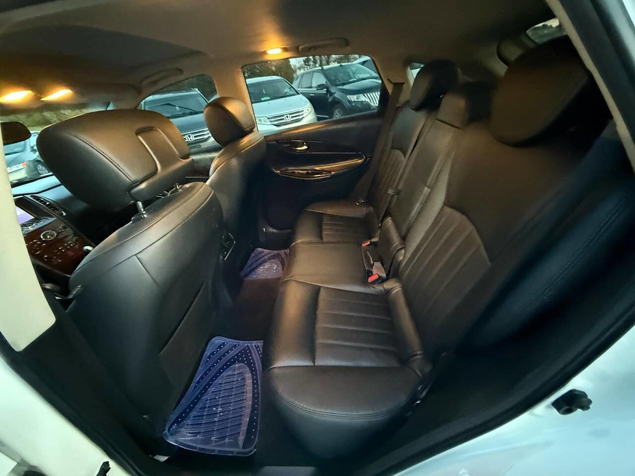 Used 2017 INFINITI QX50 2WD w/ Technology Package image 12