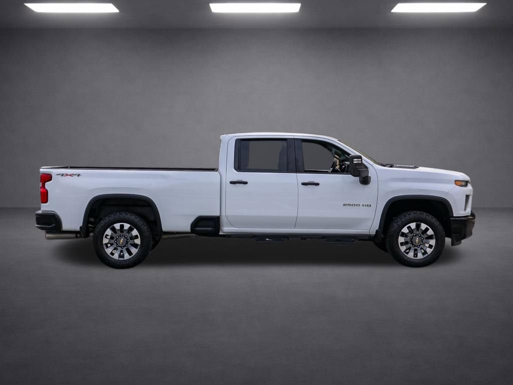 Used 2022 Chevrolet Silverado 2500 Custom w/ Custom Value Package image 3