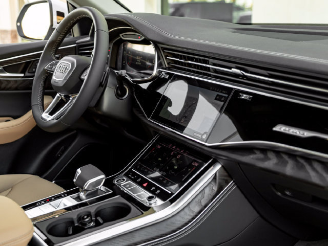New 2026 Audi Q8 Premium Plus AWD/4WD image 40