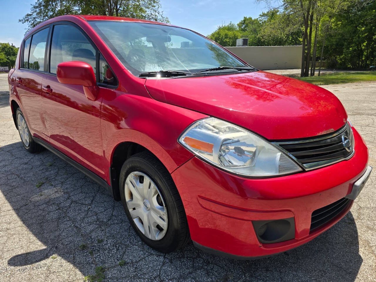 Used 2010 Nissan Versa 1.8 S w/ PWR Plus Pkg FWD image 2