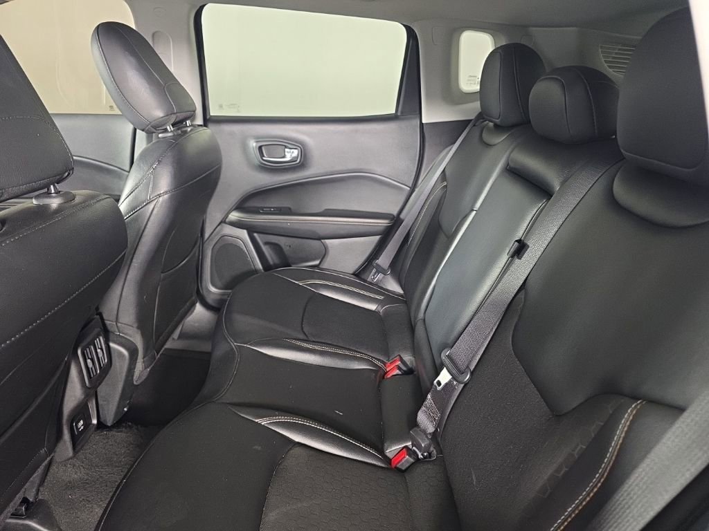 Used 2020 Jeep Compass Latitude AWD/4WD image 24
