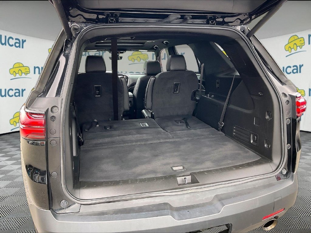 Used 2023 Chevrolet Traverse RS AWD/4WD image 37