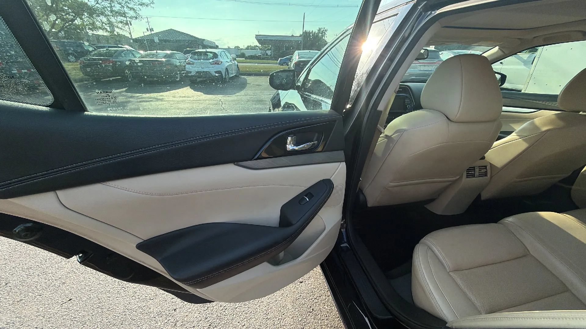 Used 2016 Nissan Maxima 3.5 SL FWD image 12