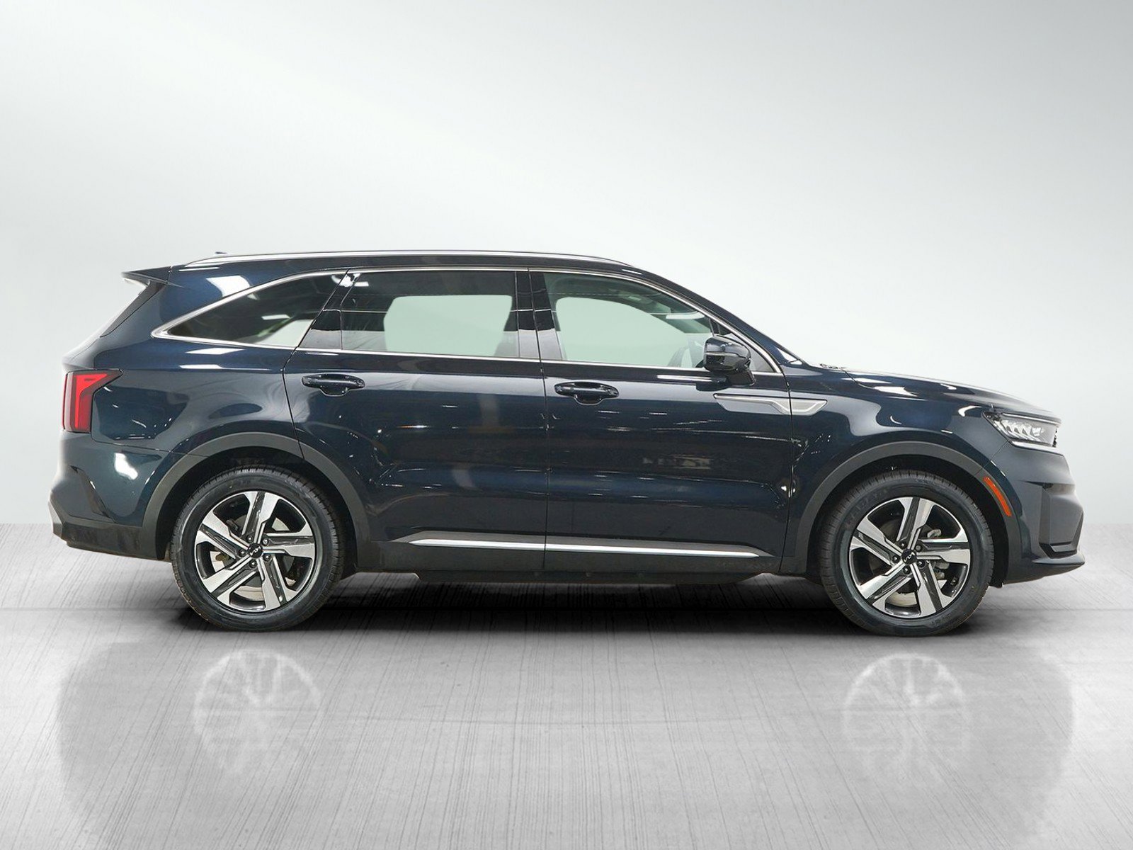 Used 2023 Kia Sorento EX AWD/4WD image 6