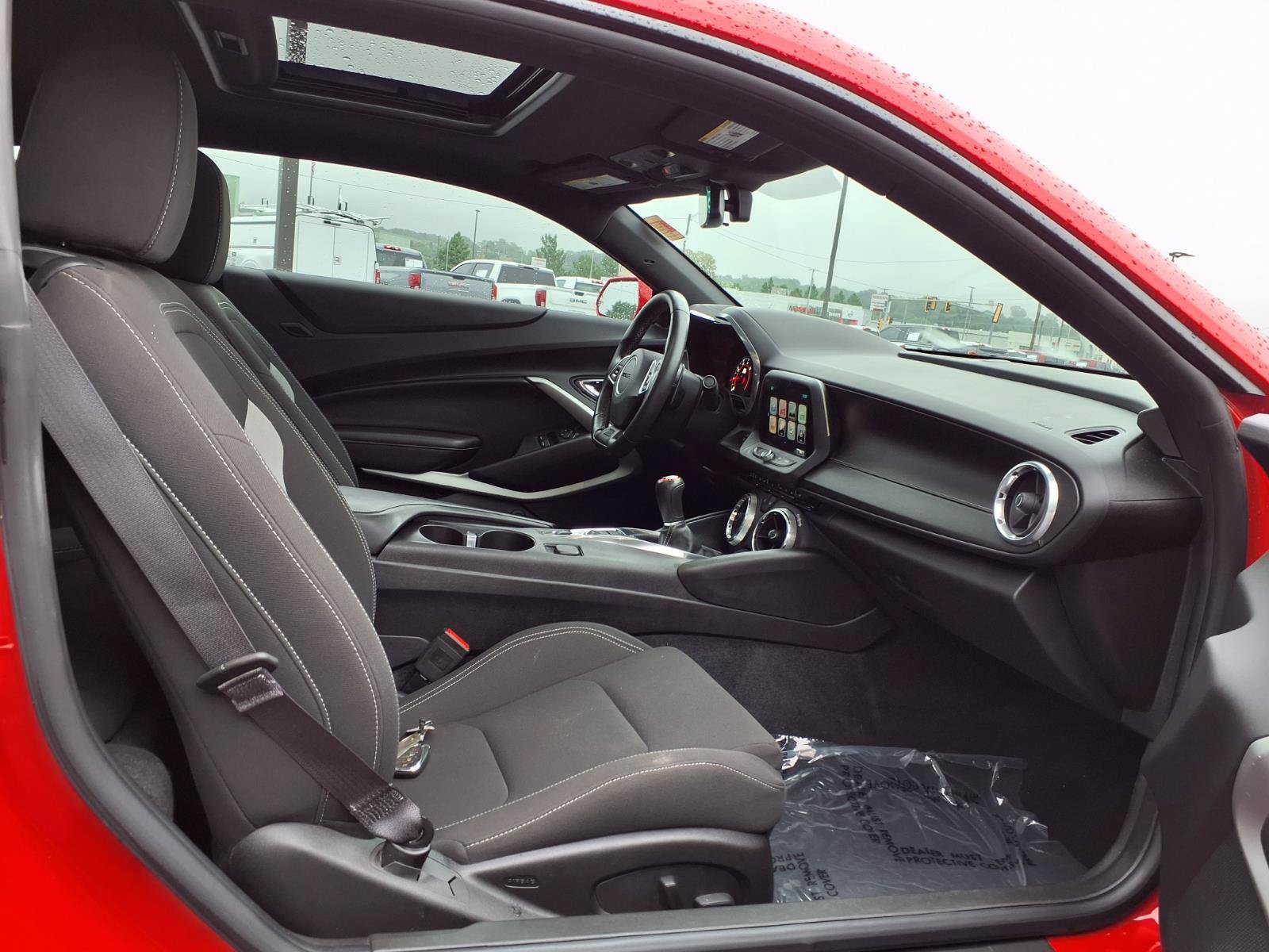 Used 2017 Chevrolet Camaro SS RWD image 21