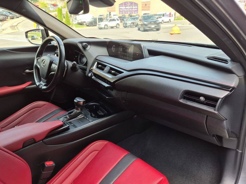 Used 2021 Lexus UX 250h F Sport w/ F Sport Premium Package AWD/4WD image 27