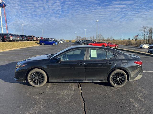 Certified 2025 Toyota Camry SE image 6