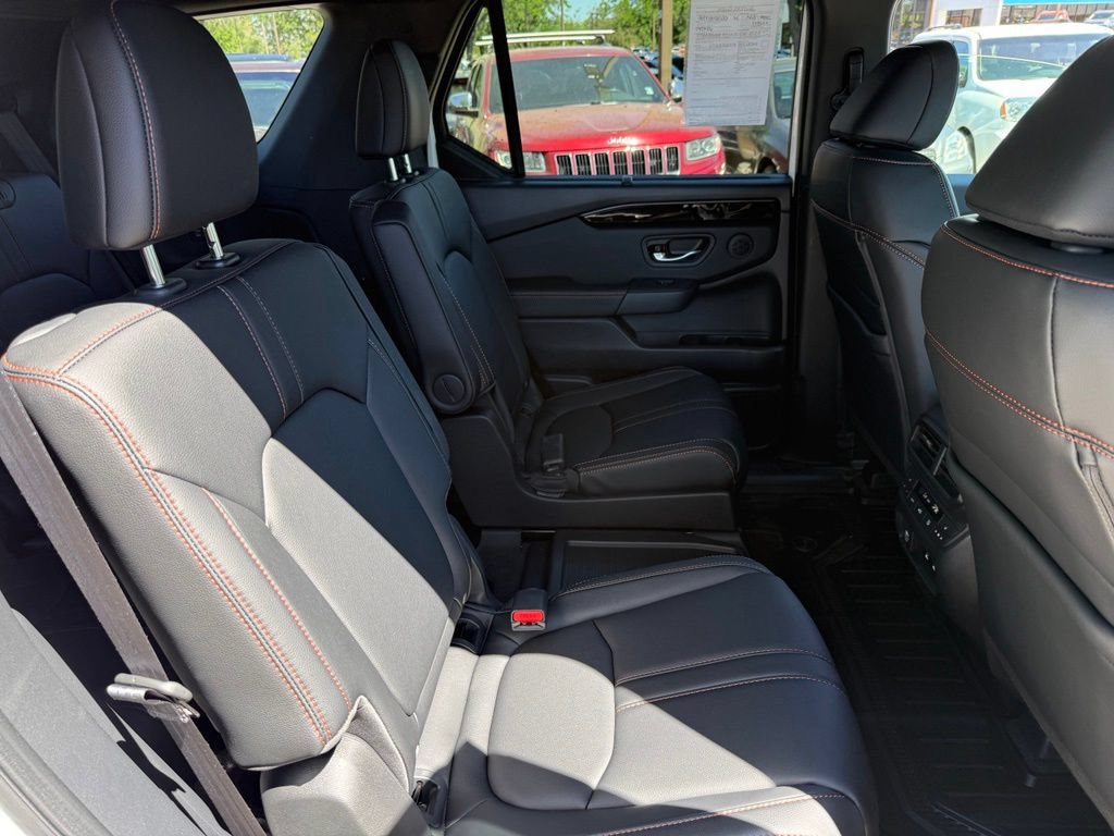Certified 2026 Honda Pilot TrailSport image 22