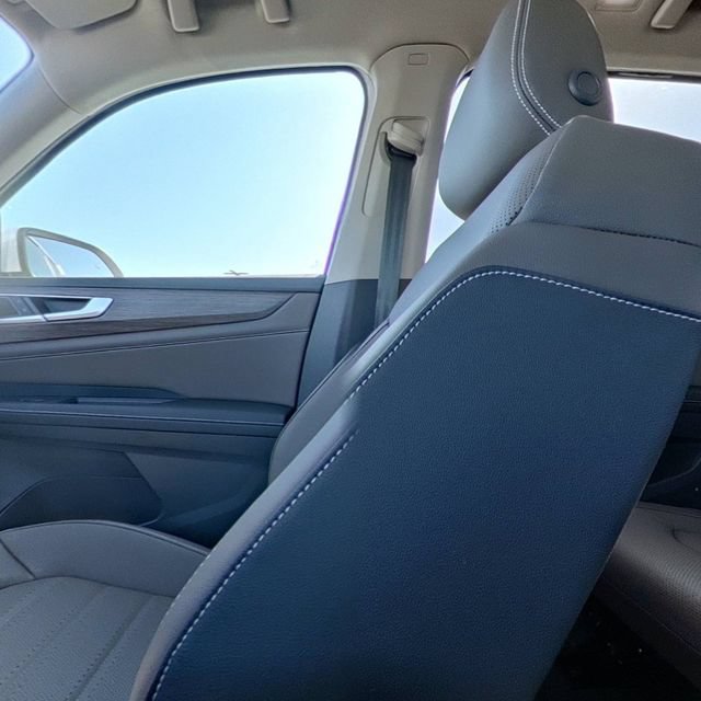 New 2026 Volkswagen Atlas SEL AWD/4WD image 28