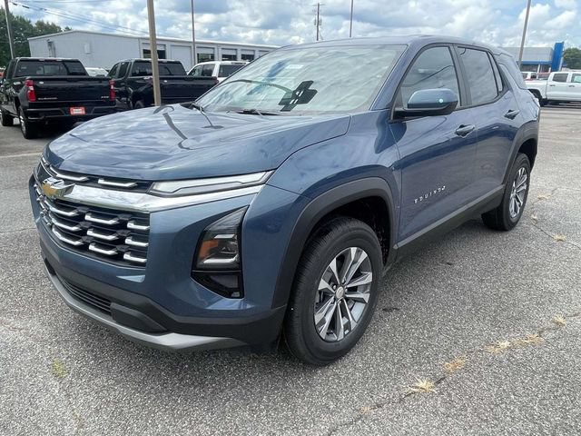 New 2027 Chevrolet Equinox LT FWD image 7