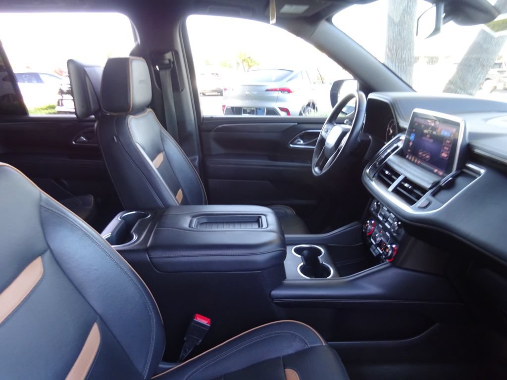 Used 2021 GMC Yukon AT4 w/ AT4 Premium Plus Package AWD/4WD image 16