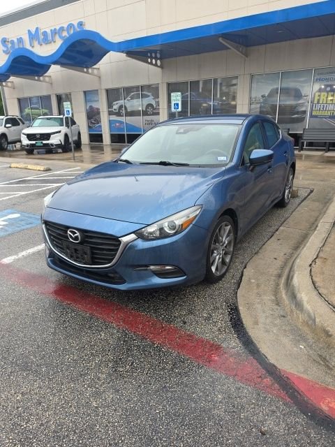 Used 2018 MAZDA MAZDA3 Touring FWD image 4