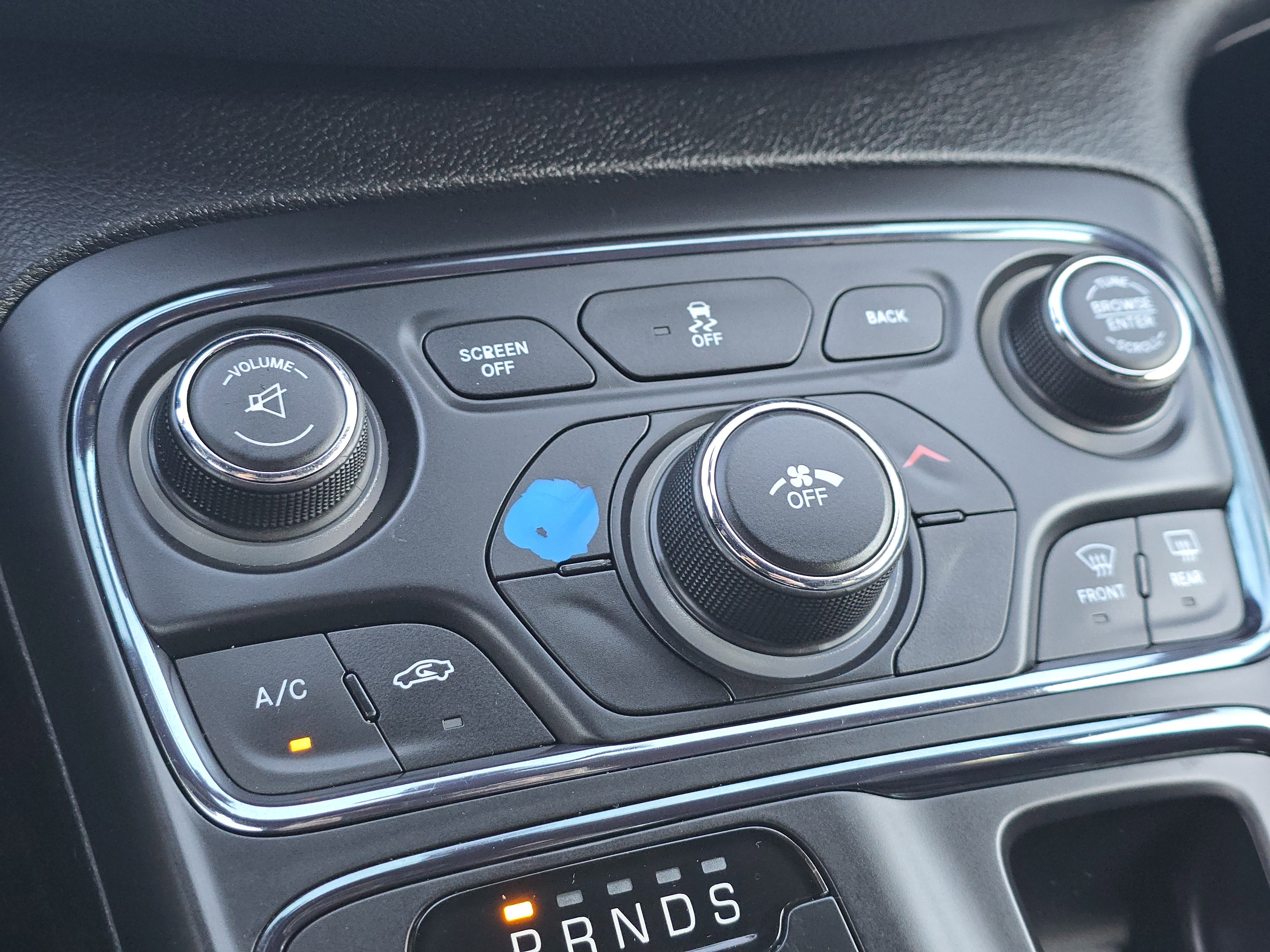 Used 2016 Chrysler 200 S image 23