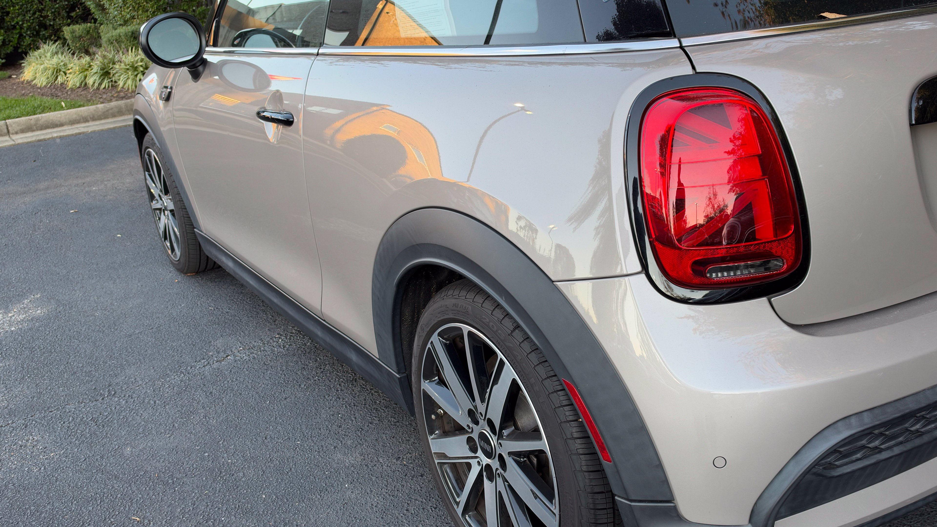 Used 2023 MINI Cooper S FWD image 8