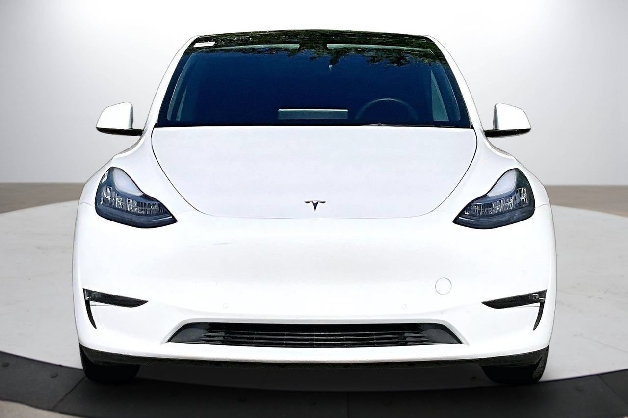 Used 2021 Tesla Model Y Long Range AWD/4WD image 3