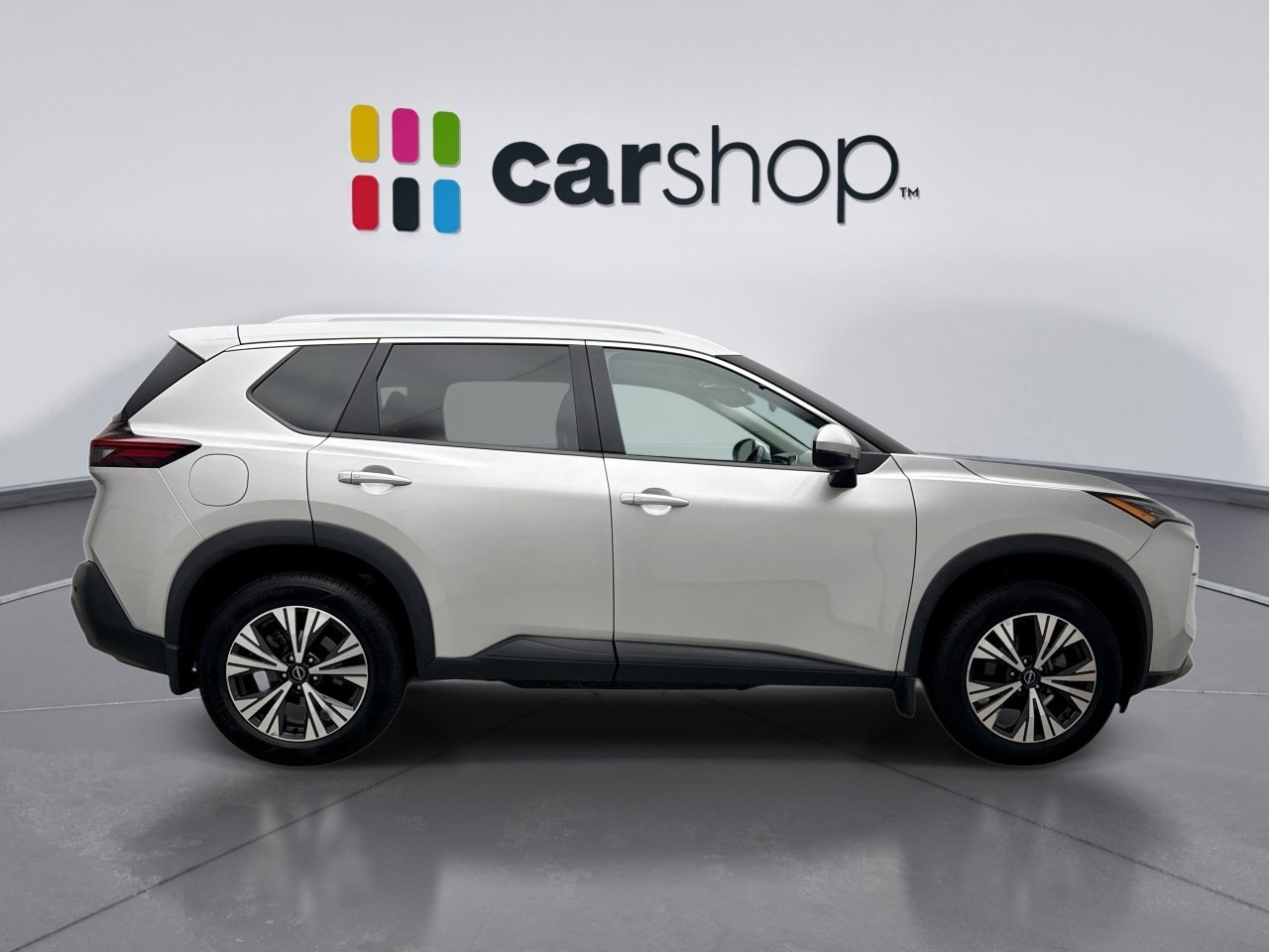 Used 2023 Nissan Rogue SV w/ SV Premium Package image 6