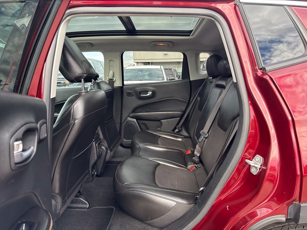 Certified 2021 Jeep Compass Latitude w/ Sun and Sound Group AWD/4WD image 22