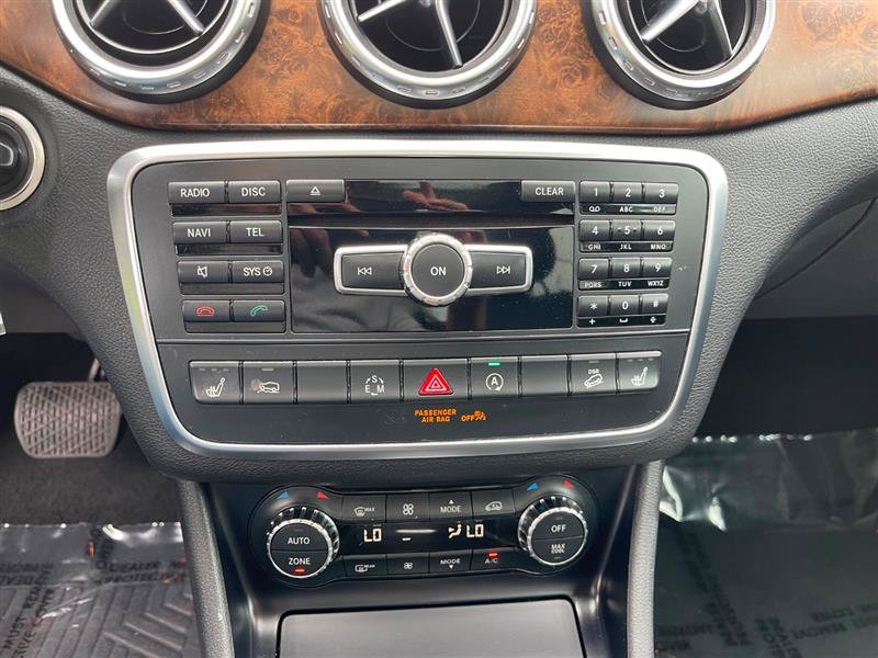 Used 2015 Mercedes-Benz GLA 250 4MATIC image 26