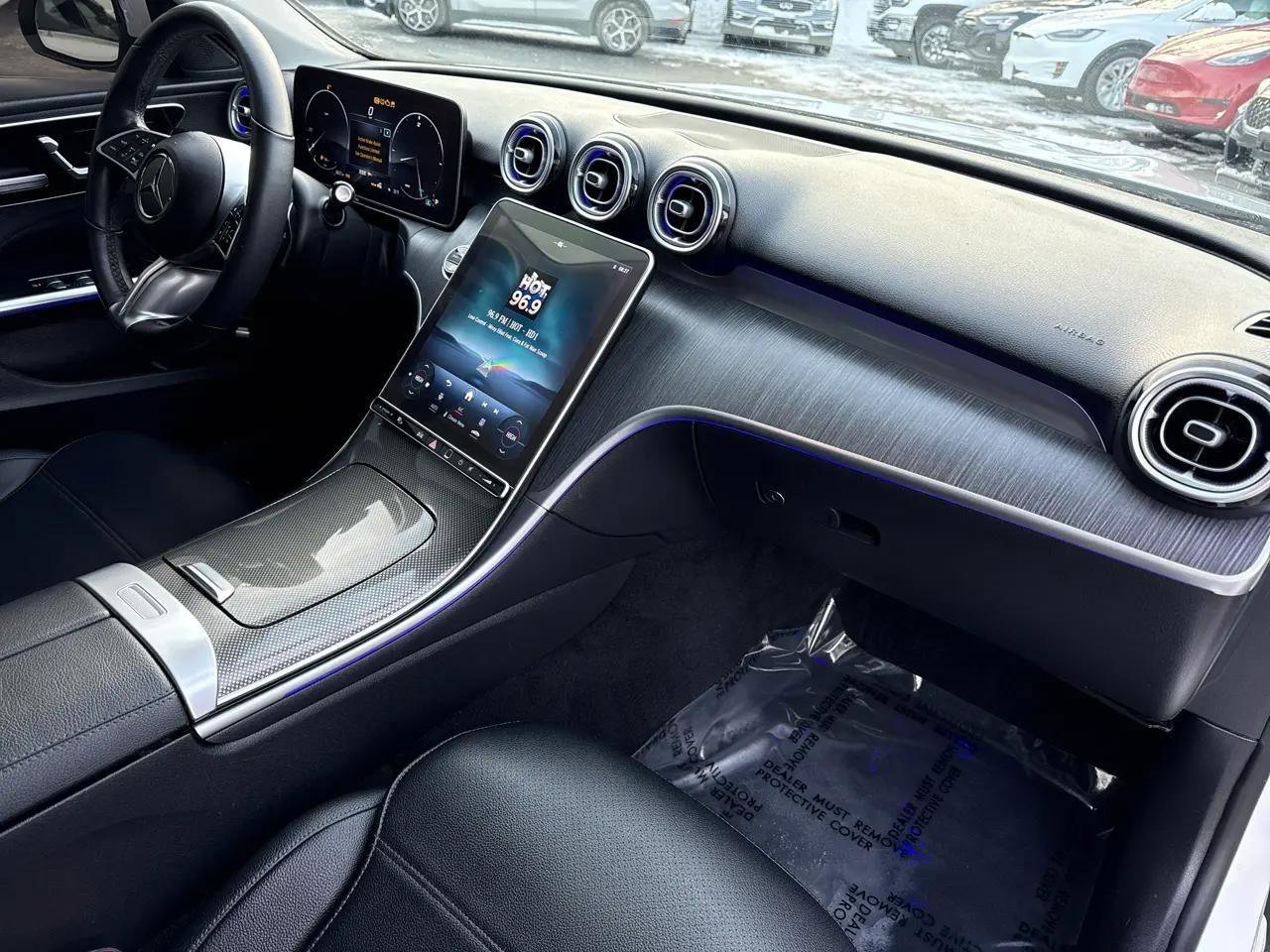 Used 2023 Mercedes-Benz C 300 4MATIC Sedan image 37