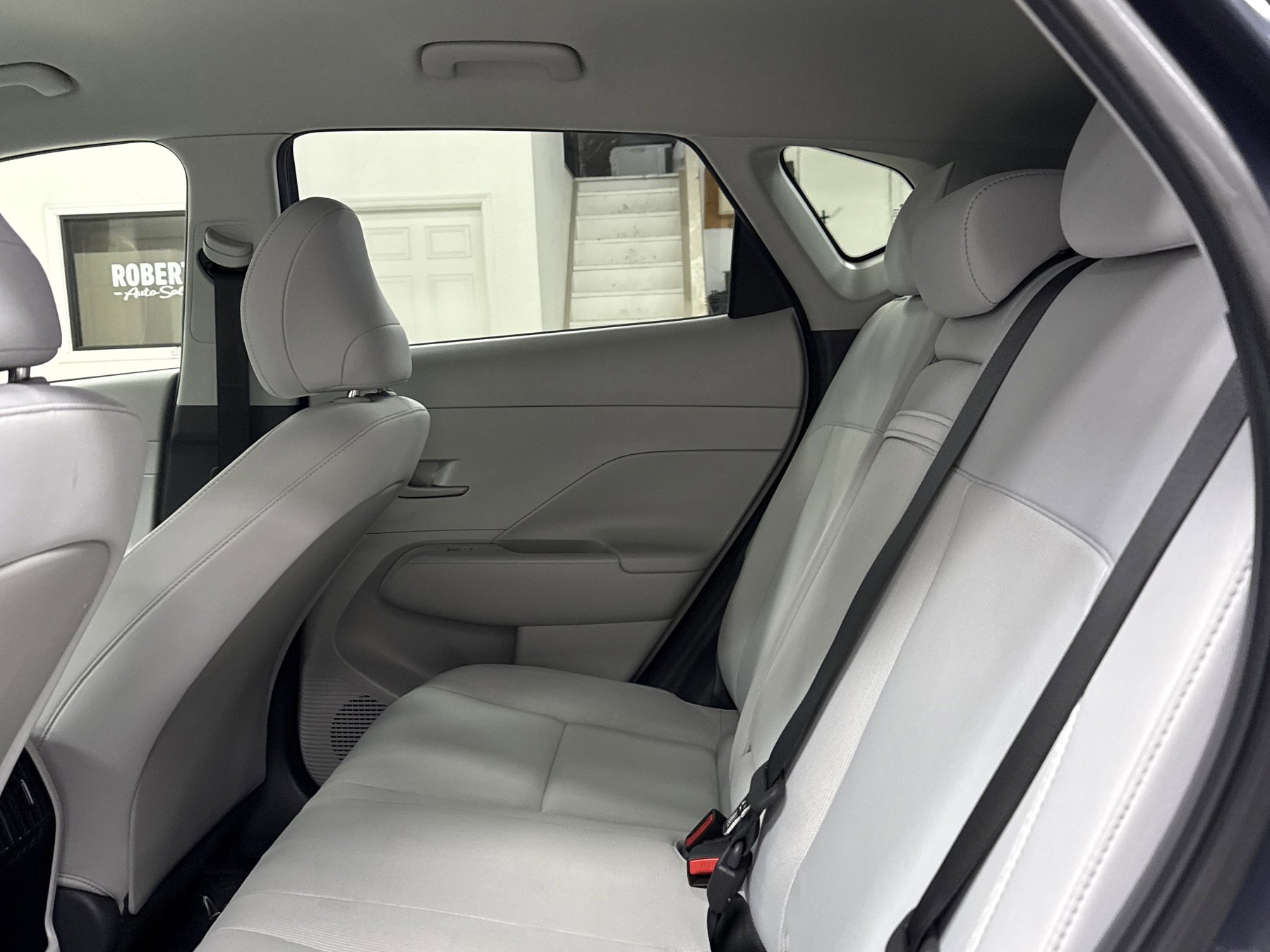 Used 2025 Hyundai Kona SEL image 12