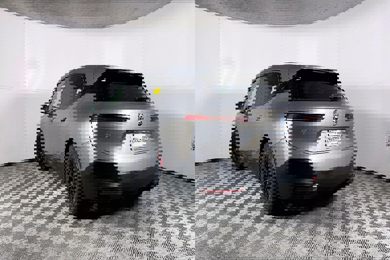 Certified 2023 BMW iX xDrive50 w/ Premium Package image 4