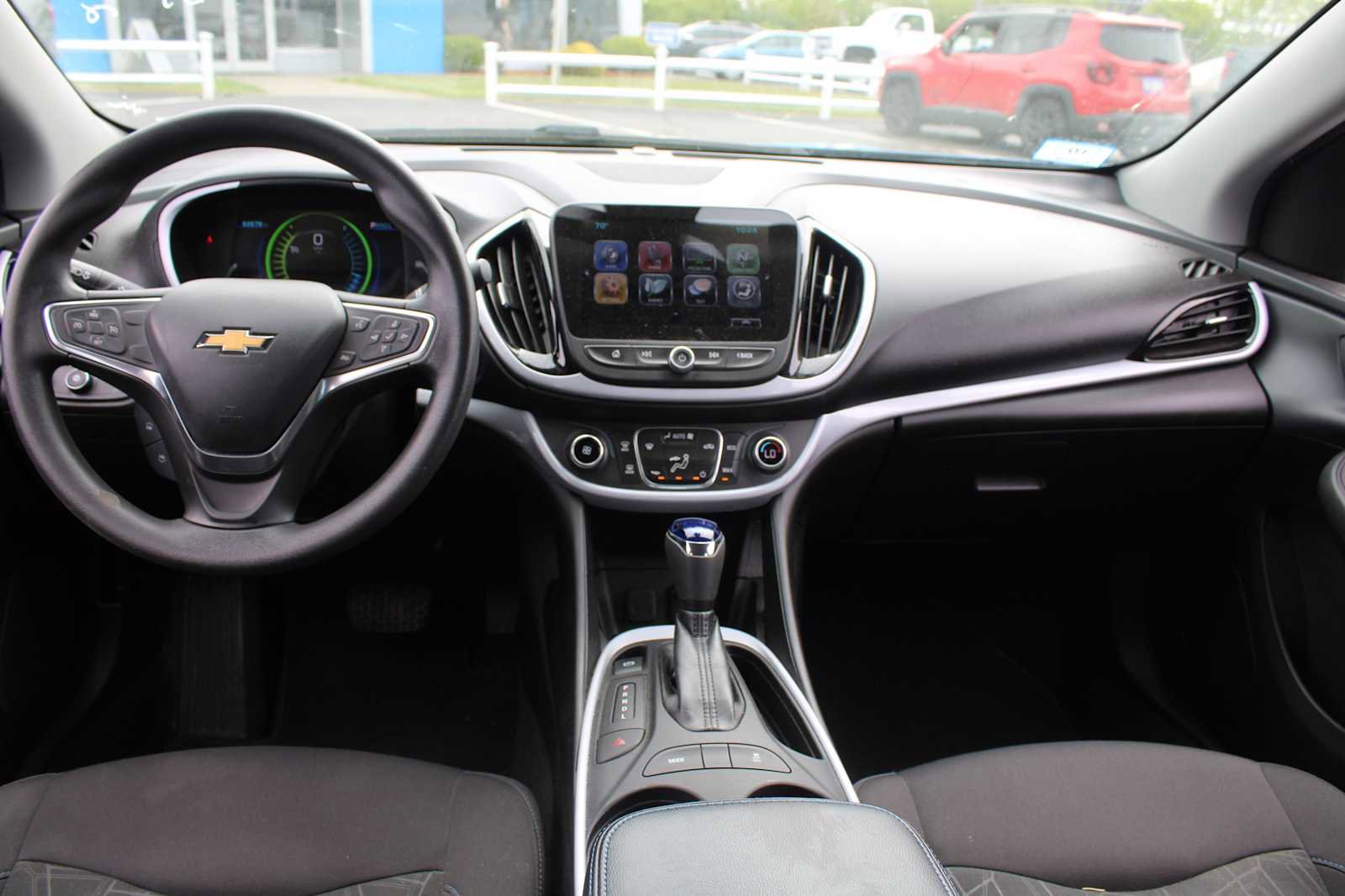 Used 2018 Chevrolet Volt LT FWD image 7