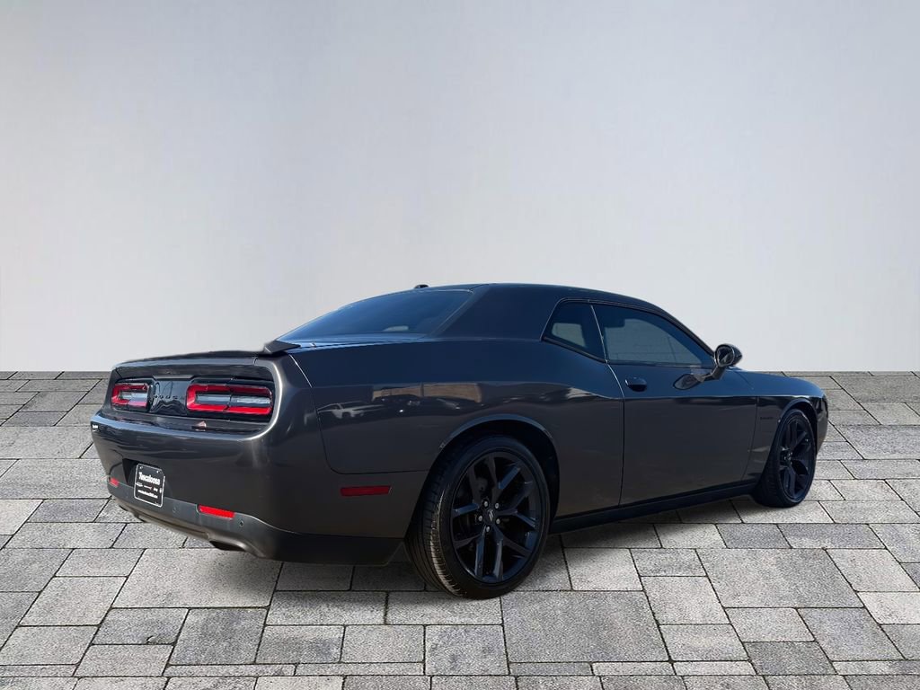 Used 2020 Dodge Challenger R/T w/ Blacktop Package image 7