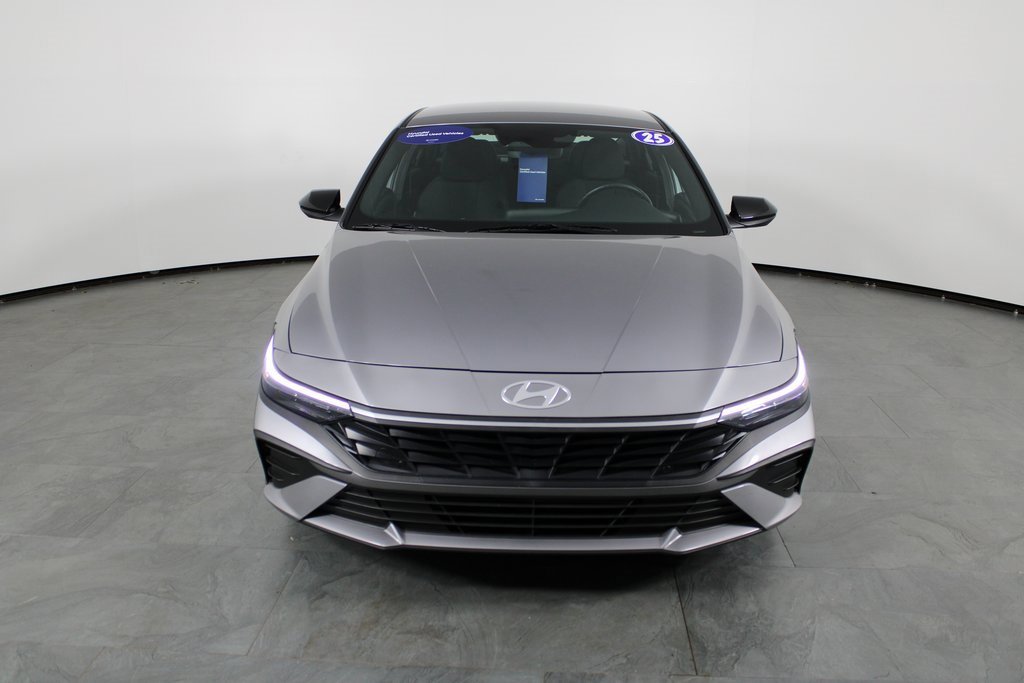 Certified 2025 Hyundai Elantra Sport image 10