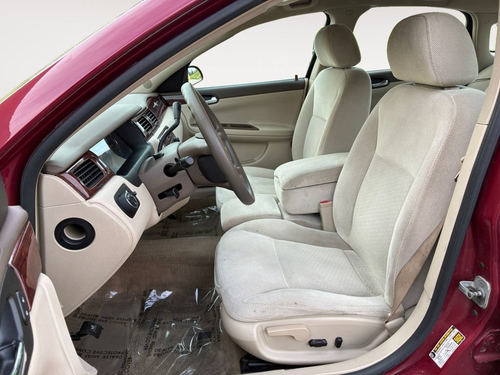 Used 2006 Chevrolet Impala LT FWD image 13