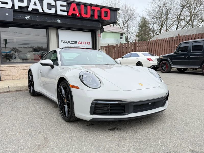 Used 2021 Porsche 911 Carrera image 3