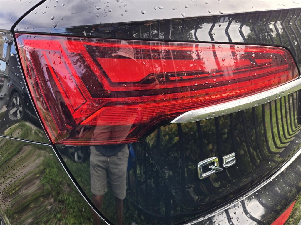 Used 2022 Audi Q5 2.0T Premium Plus image 9