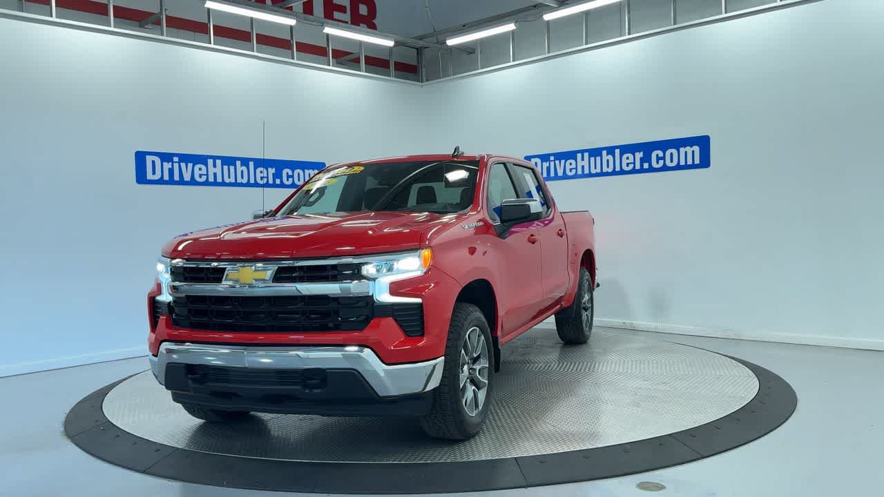 Used 2025 Chevrolet Silverado 1500 LT AWD/4WD image 6
