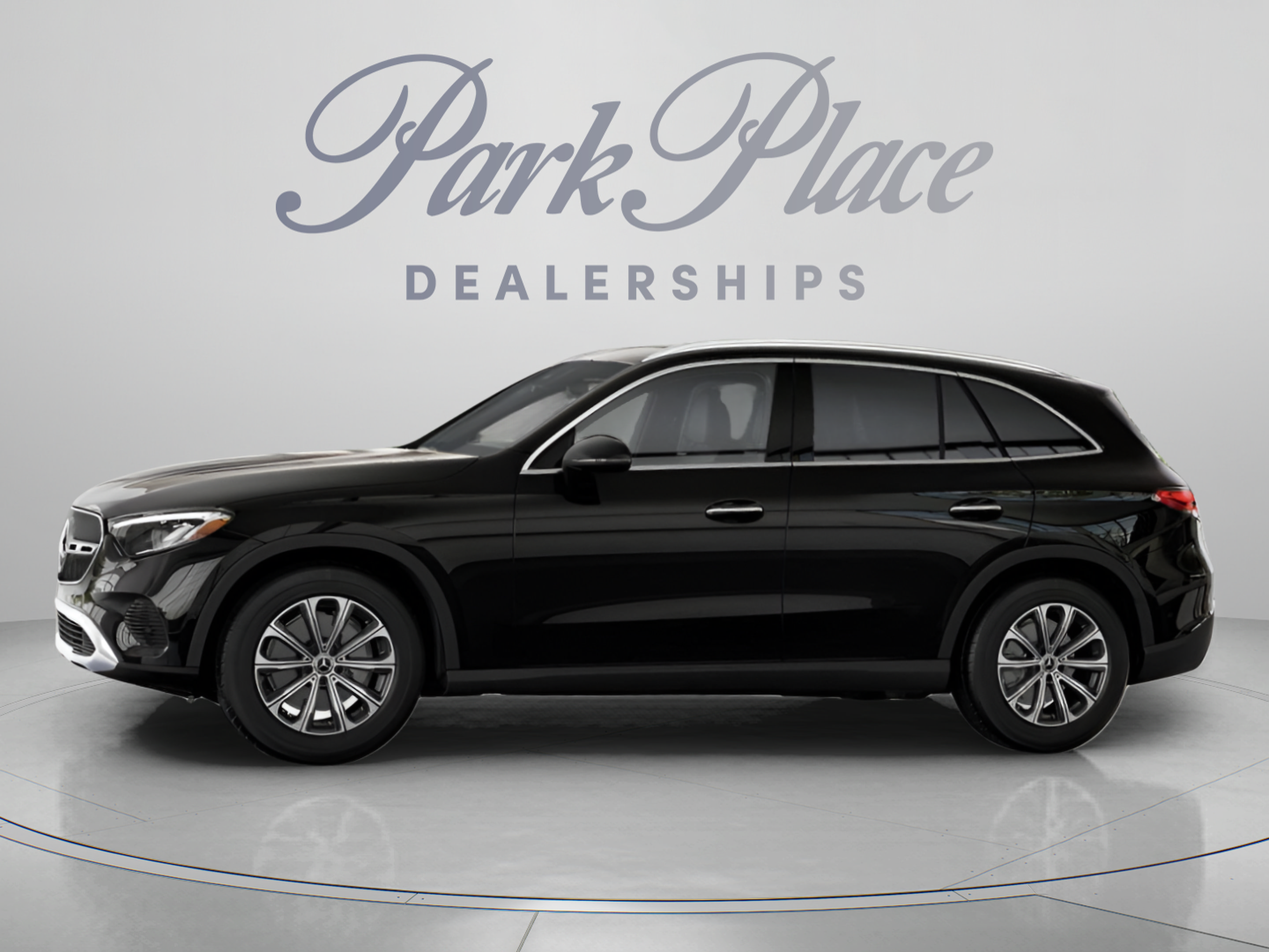 Certified 2026 Mercedes-Benz GLC 300 image 4